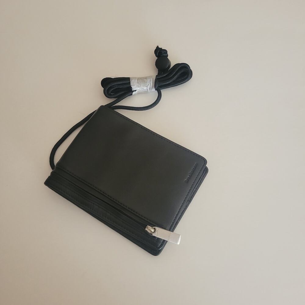Brookstone black leather bifold wallet RFID-blocking feature New